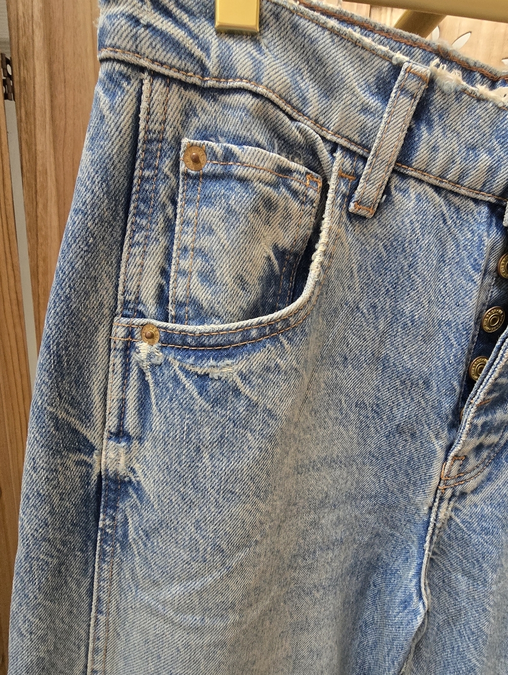 NWOT We The Free Good Luck Mid-Rise Barrel Jeans - Picture 7 of 16